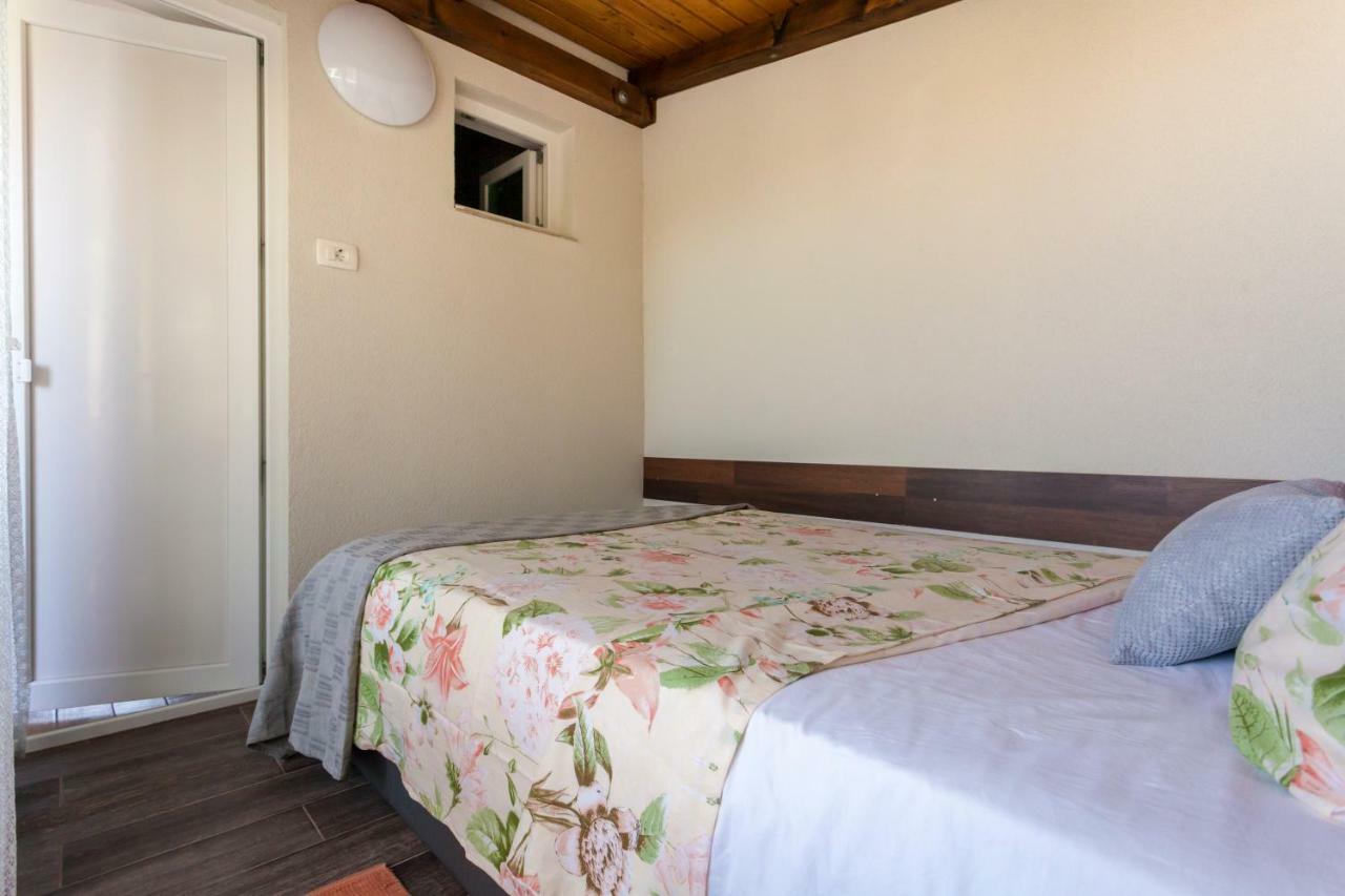 Apartment Hasanec Njivice Bagian luar foto