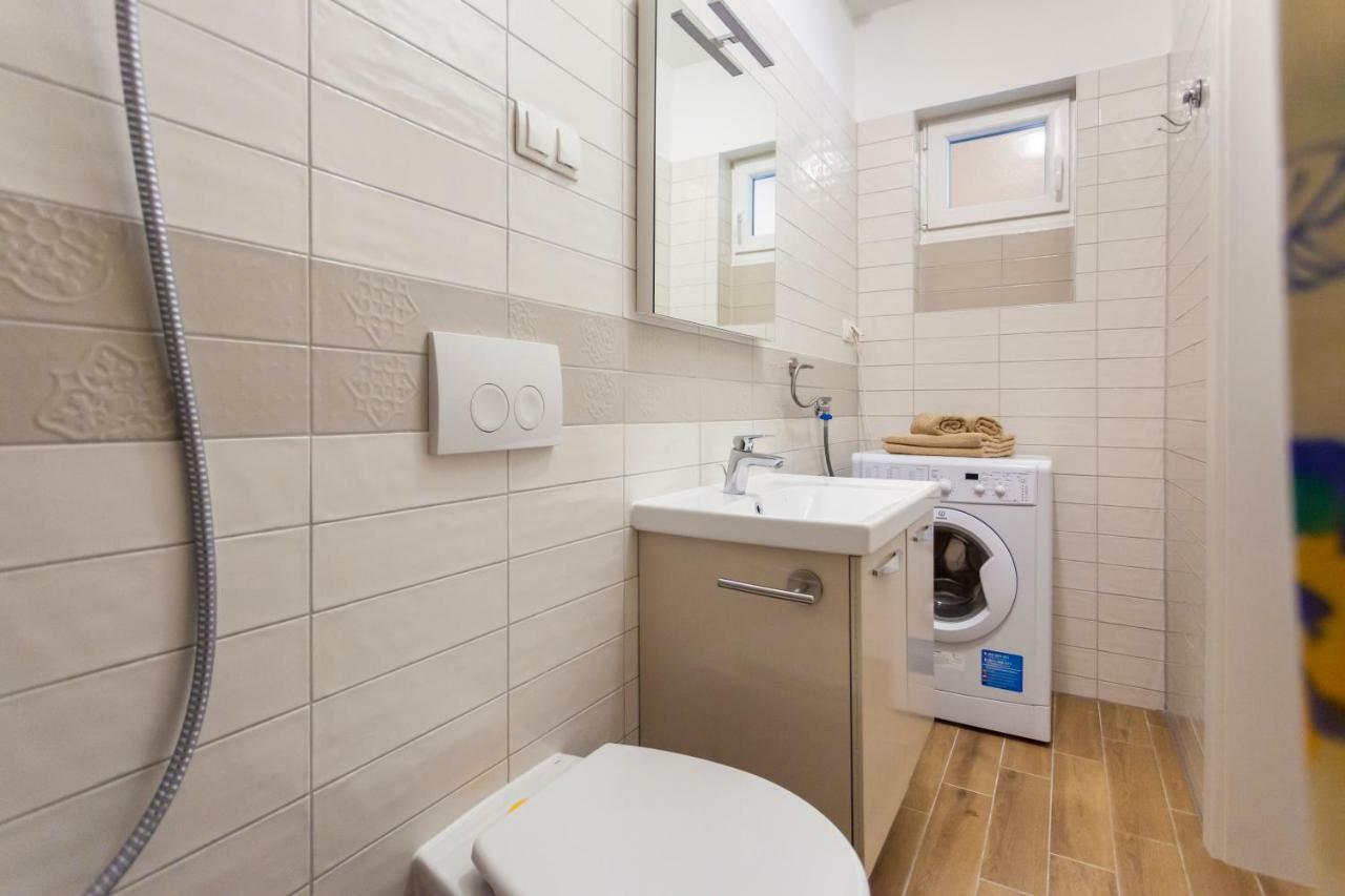 Apartment Hasanec Njivice Bagian luar foto