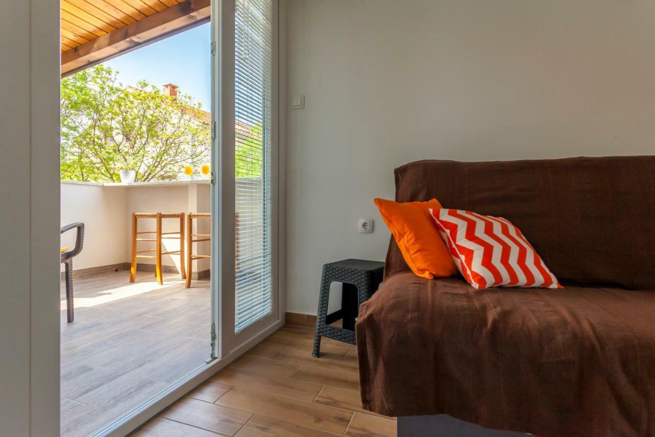 Apartment Hasanec Njivice Bagian luar foto